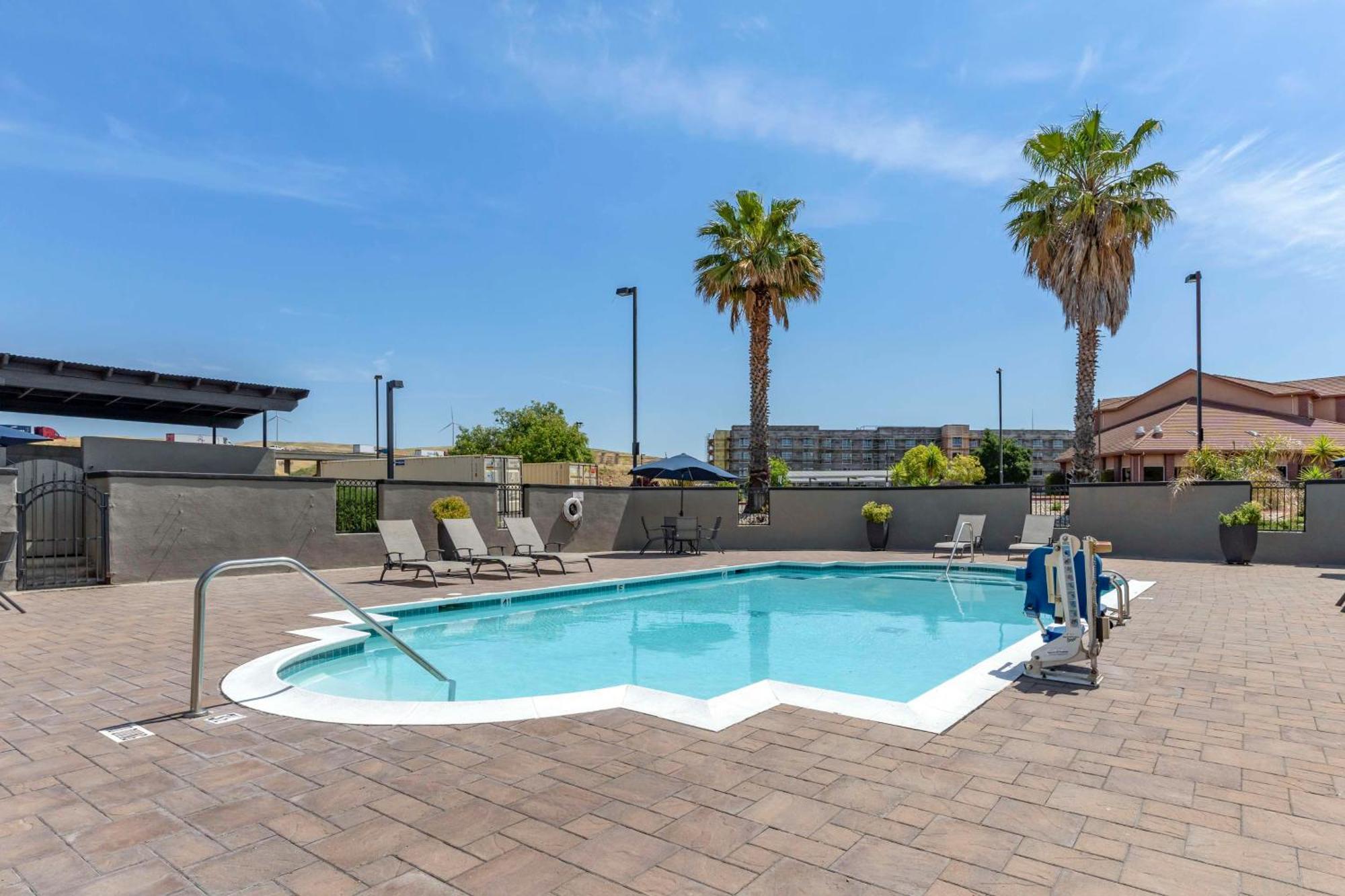 Best Western Plus Vineyard Inn Livermore Eksteriør bilde