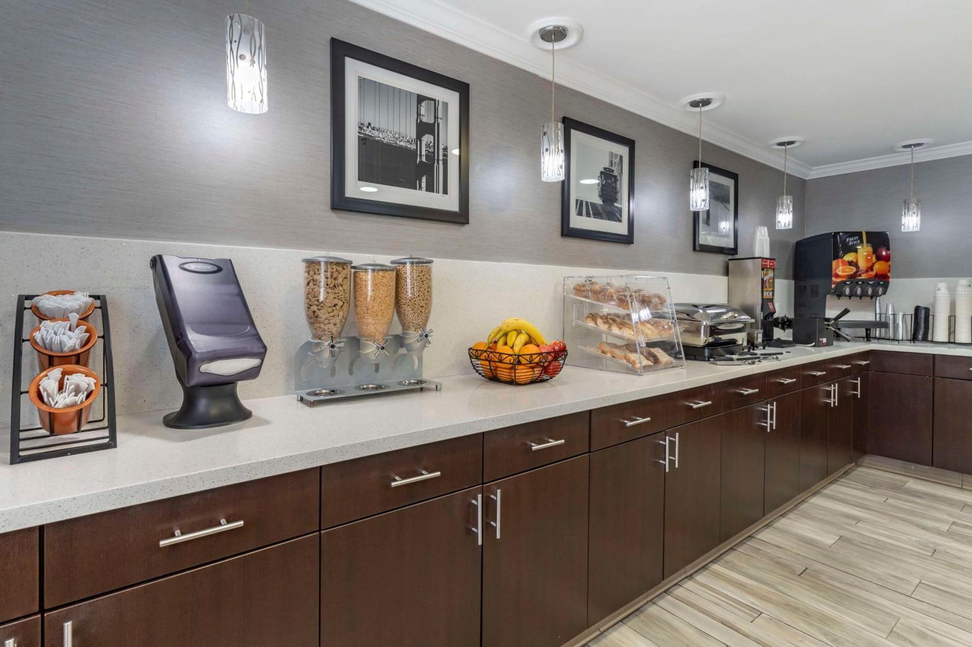 Best Western Plus Vineyard Inn Livermore Eksteriør bilde