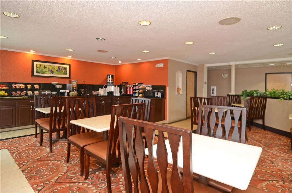 Best Western Plus Vineyard Inn Livermore Restaurant bilde